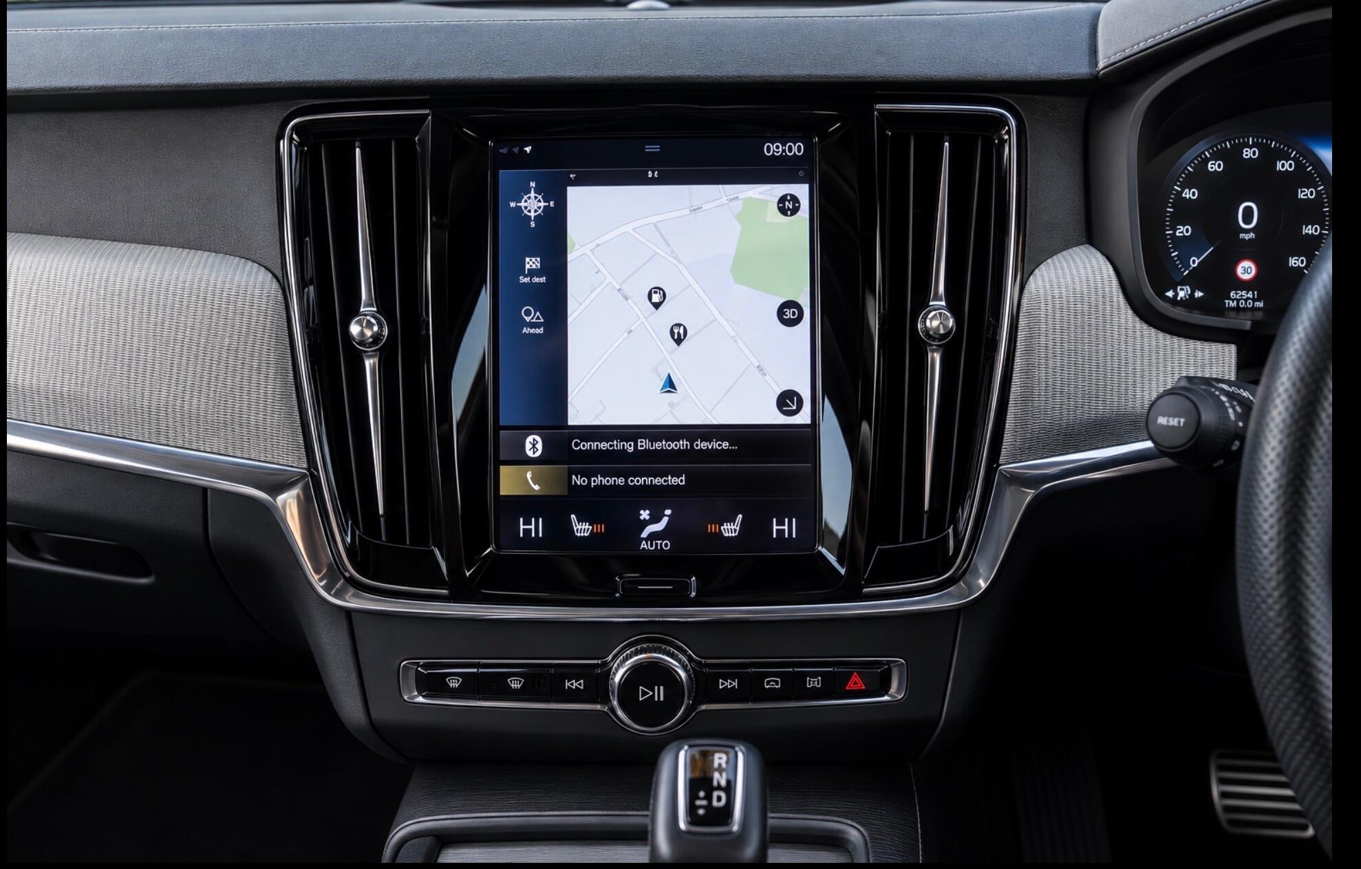 2018 Volvo V90 — photo 24